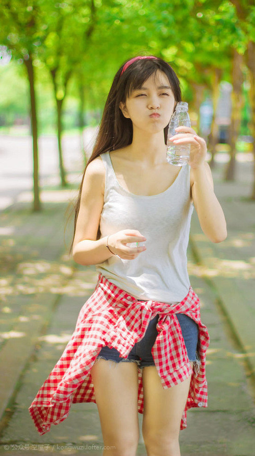 青少年足球普及计划在全球广泛推行,未来希望无限,青少年足球政策