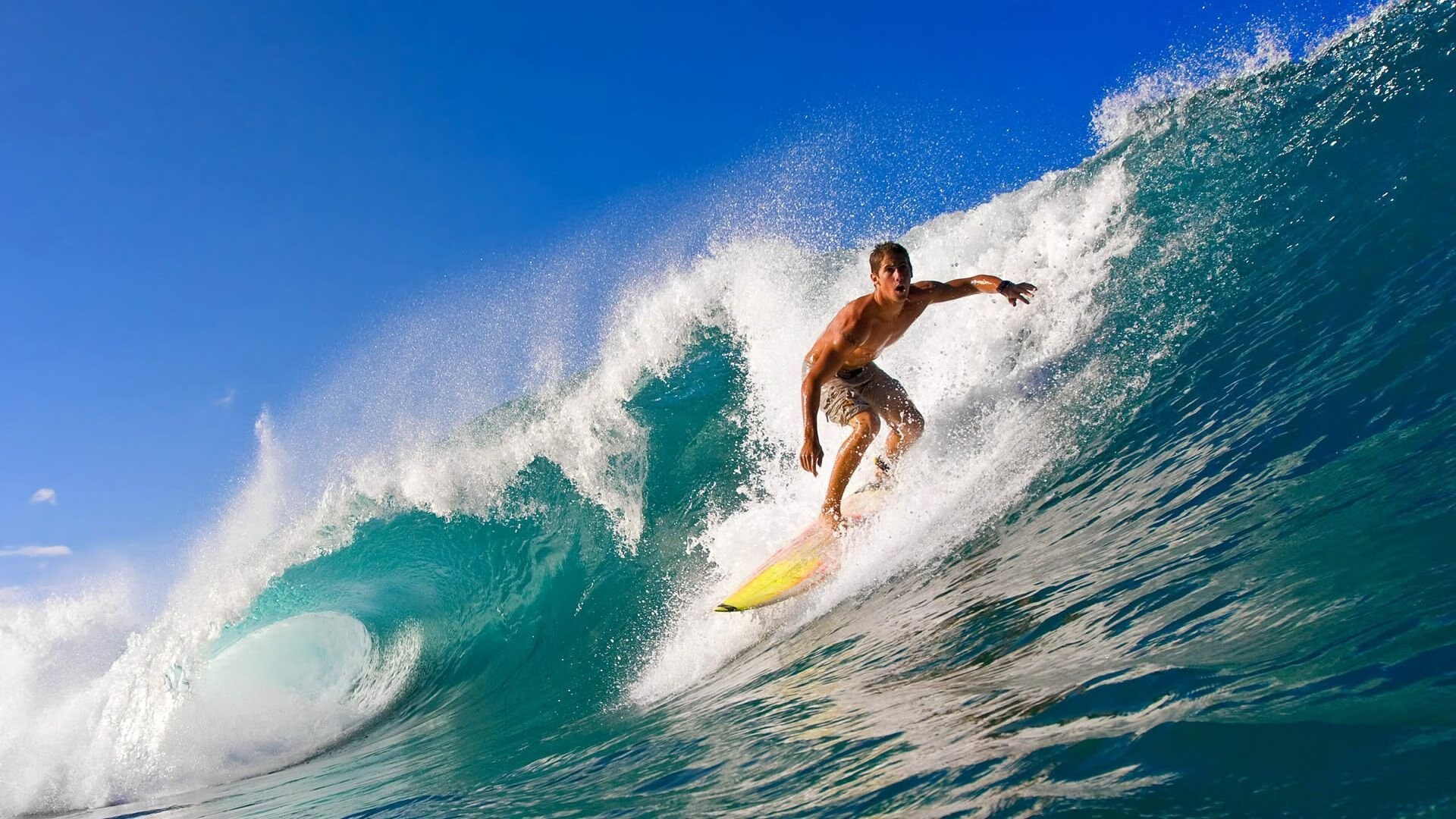 F1赛事中最激动人心的十个瞬间，f1最精彩的一场比赛