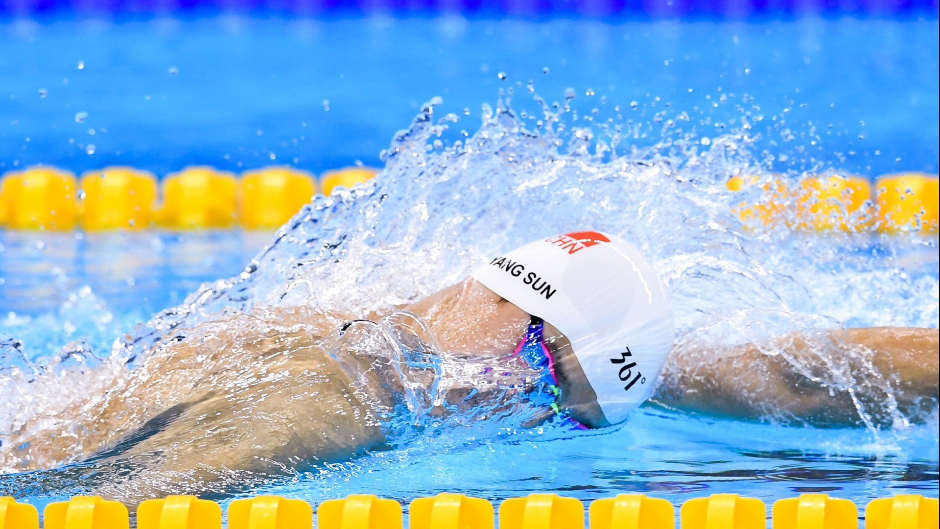 APEX英雄 选手表现引发热议，apex选手aceu